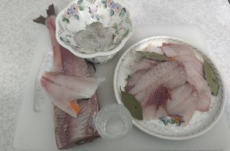 Строганина из хариуса